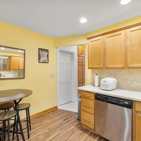 Cozy Urban Escape I Near Nyc * New York