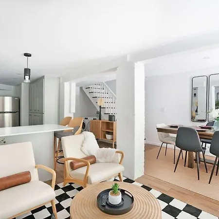 91-1d 3br 2baths Duplex With A Private Backyard Apartment New York