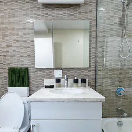 809-6b New 2br Duplex With Private Patio Apartment *