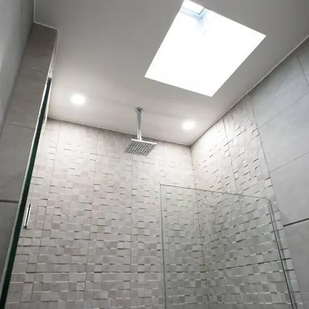 78-4b New Quality 1br W&d In Unit Skylight * New York