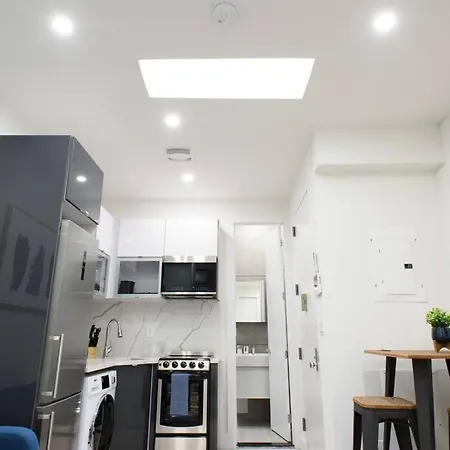 78-4b New Quality 1br W&d In Unit Skylight *