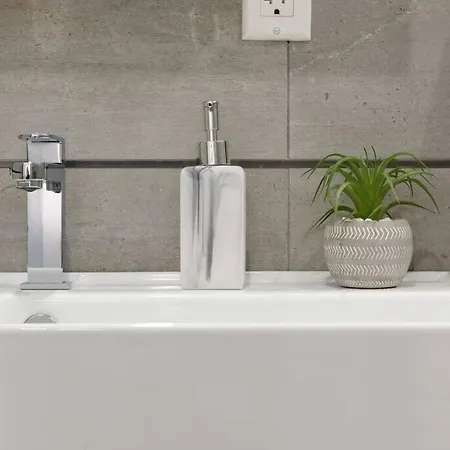 78 Ues Apartment *