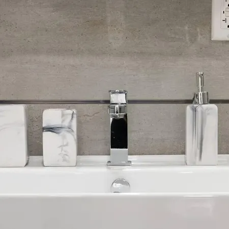Apartment 78 Ues *