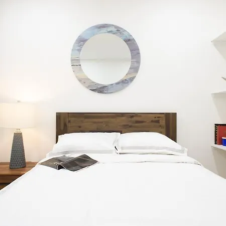 75-5a Luxury 3br Duplex W&d In Unit Elevator Apartment *