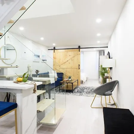 Apartment 75-3a 3br Duplex Prime Ues W&d In Unit Sleeps 6