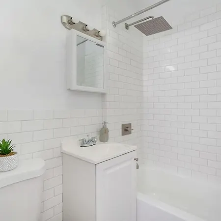 Apartment 74-3c New In Prime Uws - Gym In Building New York