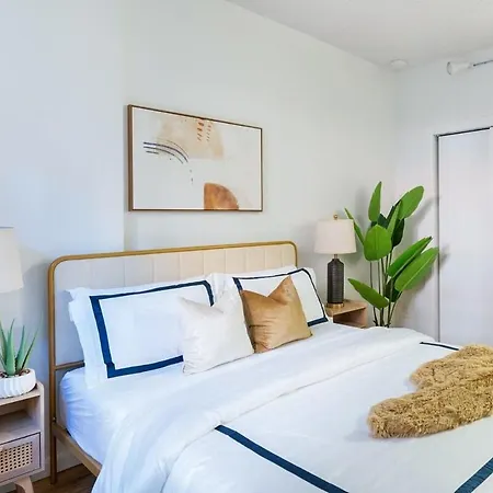 Apartment 74-1c New With Private Outdoors - Gym New York