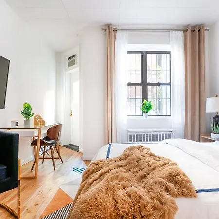 Apartment 74-1c New With Private Outdoors - Gym *