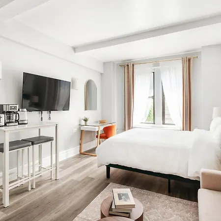 73-518 Newly Reno Uws Doorman Gym Laundry Apartment New York