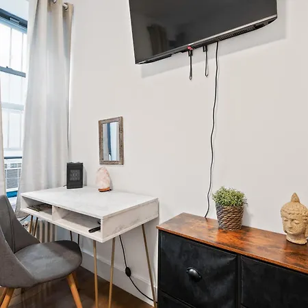 Bohemian Chinatown 3 Bedrooms