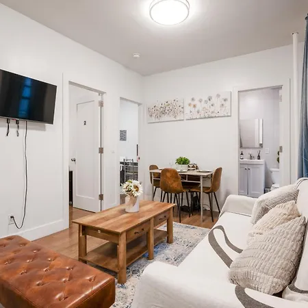 Bohemian Chinatown 3 Bedrooms New York