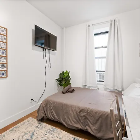 Bohemian Chinatown 3 Bedrooms