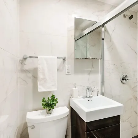 Apartment 69-3b Celebrate In Style 1br Prime Lower East Side Brand New *