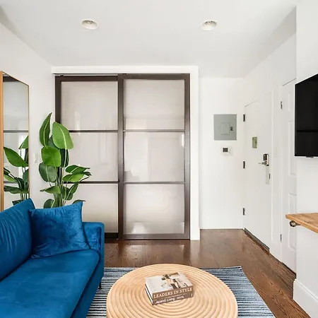 69-3b Celebrate In Style 1br Prime Lower East Side Brand New Apartment New York