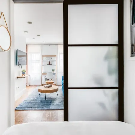 69-3b Celebrate In Style 1br Prime Lower East Side Brand New * New York