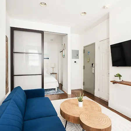 69-2b Prime Lower East Brand New 1br *