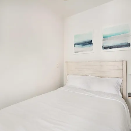 69-2b Prime Lower East Brand New 1br Apartment New York
