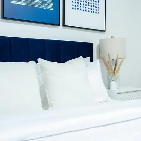 Apartment 49-3b Newly Renovated 2br Wd Midtown East *