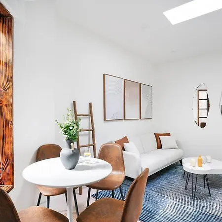 Apartment 48-5rw 1br In Midtown West W&d