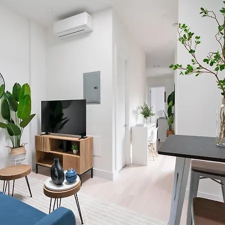 48-5fe Brand New 2br In Prime Midtown - W&d Apartment New York