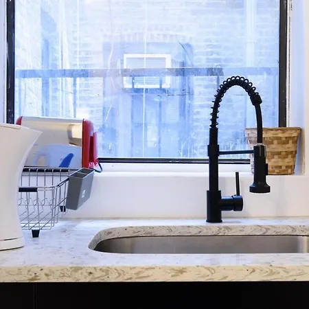 454-3w Prime Location 2br Newly Furnished Sleeps 5