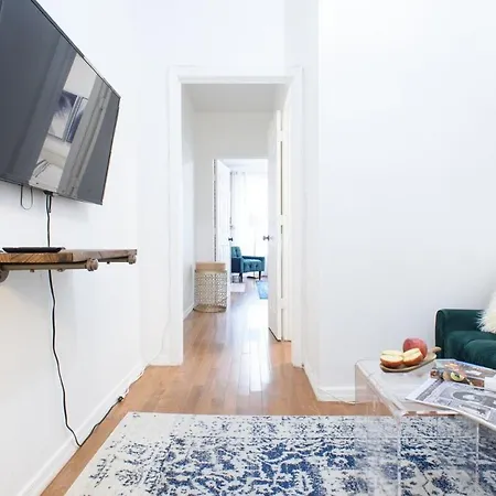 454-3w Prime Location 2br Newly Furnished Sleeps 5 New York