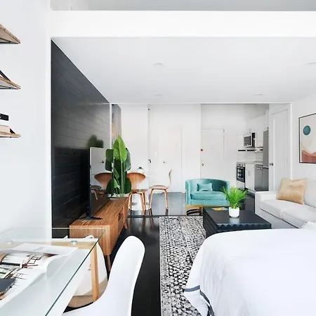 444-5c Newly Renovated Midtown West W&d * New York