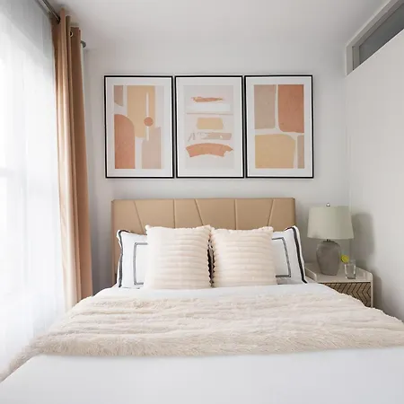 Apartment 444-4f Newly Furnished Elv 1br Hells Kitchen New York