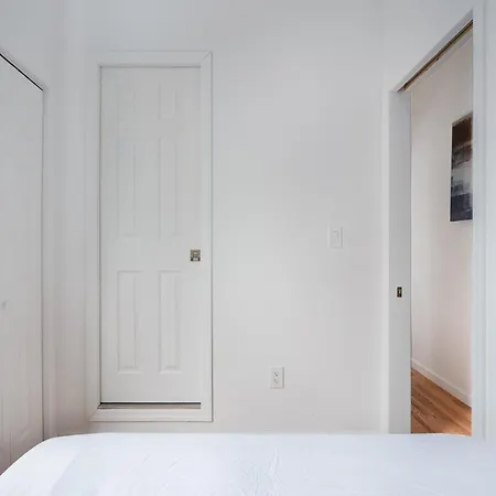 153-1g Newly Renovated 2br Lower East Side *