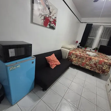 Big In Great Location Homestay *