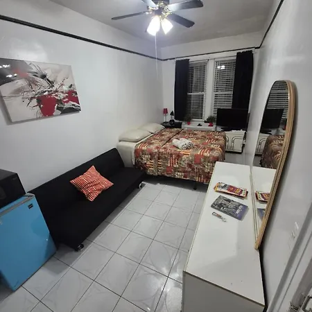 Homestay Big In Great Location New York