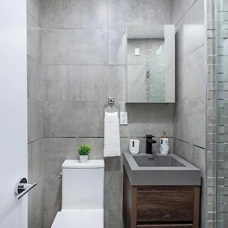 48-4fw Newly Renovated 2br Midtown West W&d