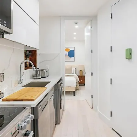 48-4fw Newly Renovated 2br Midtown West W&d * New York