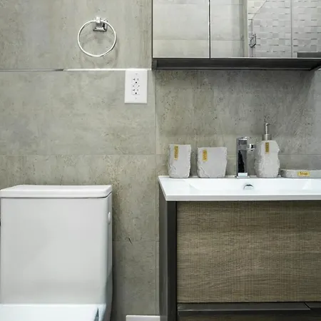 317-4b New 1 Bedroom Prime Upper East Wd Walk 2 C Park Apartment