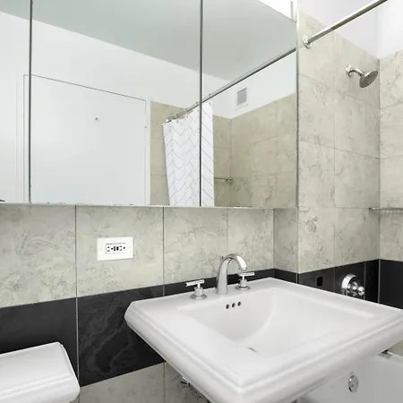 Apartment Tribeca 2br Views Indoor Pool Gym Nyc-172 New York