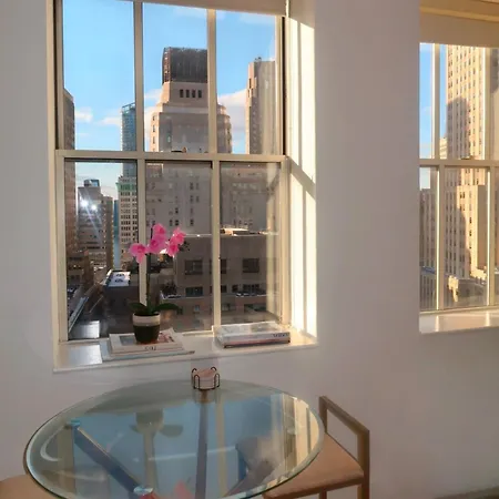 Luxury Wall St * New York