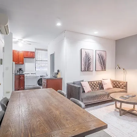 Apartment Unbeatable Location! 3bd 1ba Near Nyc's Popular Attractions! New York