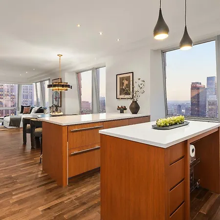 Billionaire Bunker View Of Nyc & World Trade Center Apartment