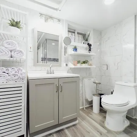 3br Private Near Lga, Jfk, Manhattan, Northern Blvd