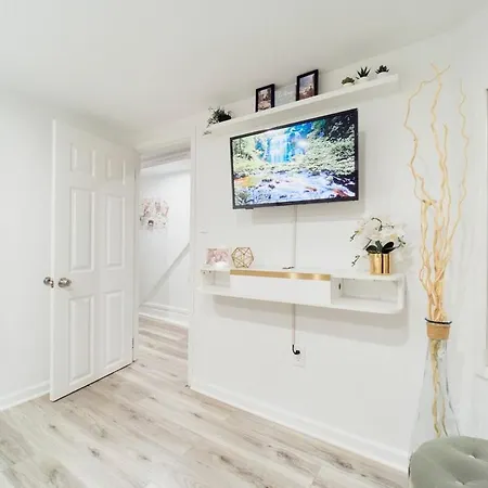 3br Private Near Lga, Jfk, Manhattan, Northern Blvd