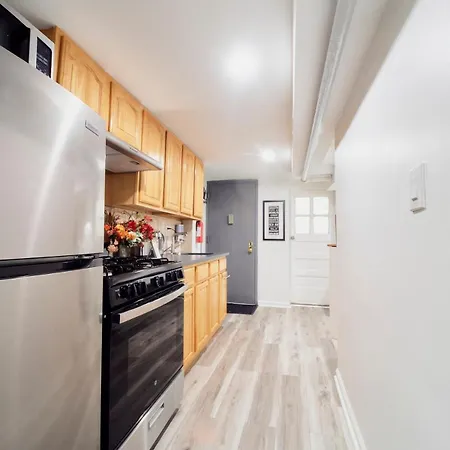 3br Private Near Lga, Jfk, Manhattan, Northern Blvd Apartment