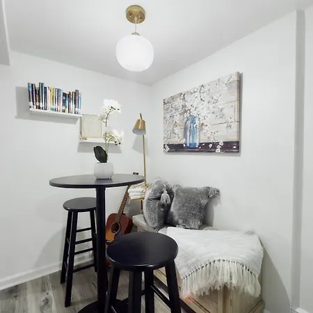 Apartment 3br Private Near Lga, Jfk, Manhattan, Northern Blvd *