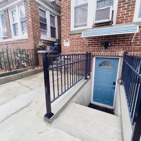 3br Private Near Lga, Jfk, Manhattan, Northern Blvd Apartment
