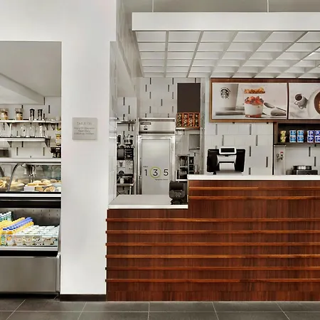 Courtyard By Marriott Manhattan/chelsea 4*