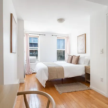 Location! 2bd In Kips Bay, Nyc Neighborhood New York