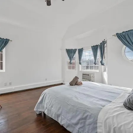 Bedstuy Modern 3 Br New York