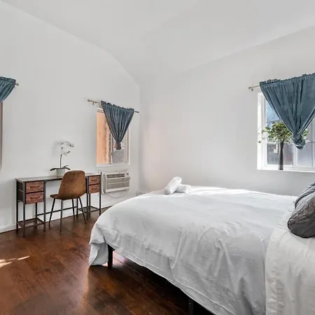 Bedstuy Modern 3 Br New York