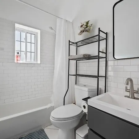 Bedstuy Modern 3 Br Apartment *