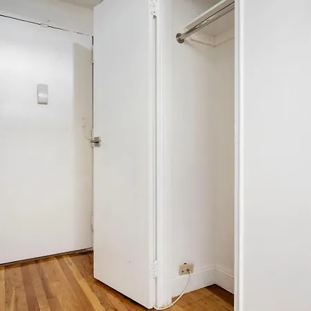 Midtown East 1br W Elevator Wd Nr Park Ave Nyc-1291 Apartment *