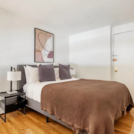 Midtown East 1br W Elevator Wd Nr Park Ave Nyc-1291 New York